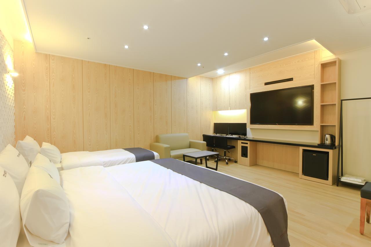 City Hotel G&G Busan Exterior photo