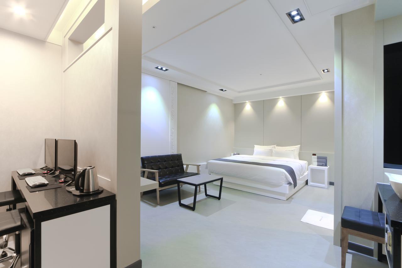 City Hotel G&G Busan Exterior photo