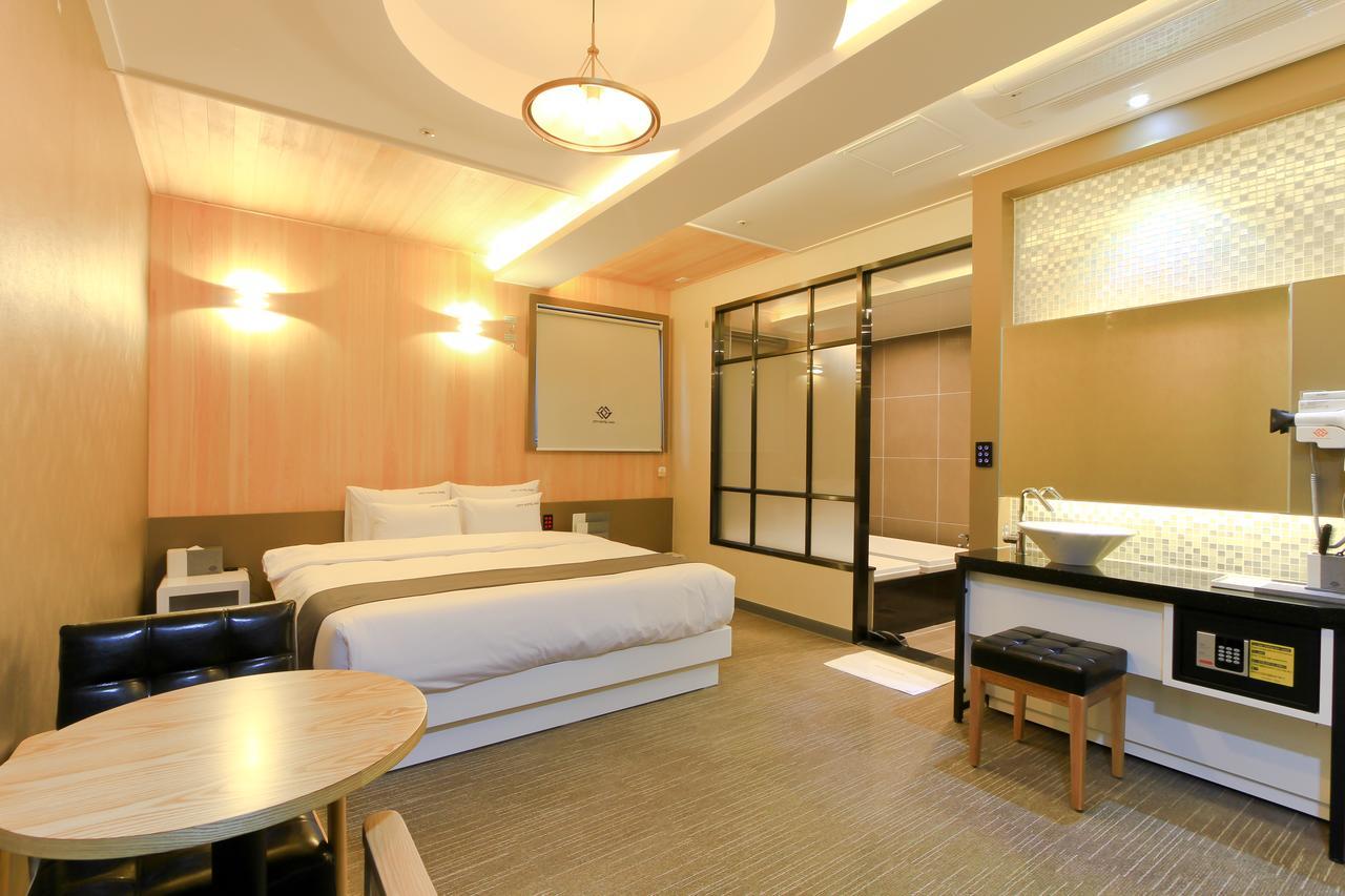City Hotel G&G Busan Exterior photo