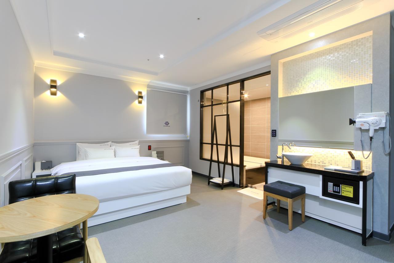 City Hotel G&G Busan Exterior photo
