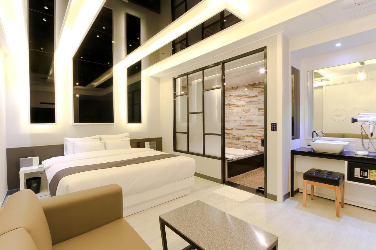 City Hotel G&G Busan Exterior photo
